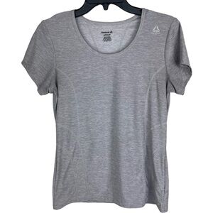✅ Reebok Woman’s Gray Round Neck short sleeve workout tee shirt size Small